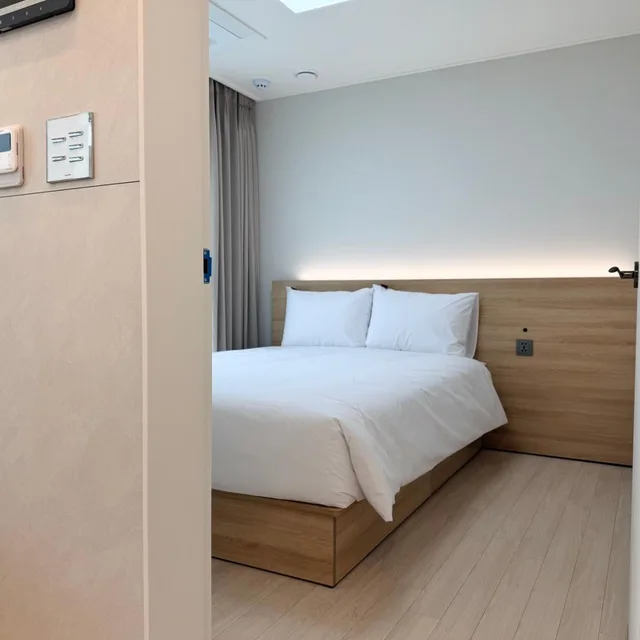 غرفة ثلاثية بإطلالة على الجبل، TRAVELUS Myeongdong 4/8