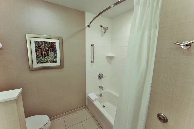 Room, 2 Queen Beds, Accessible, Fairfield Inn And Suites Savannah Midtown 7/8