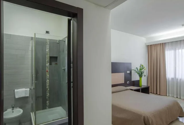 غرفة مفردة، Hotel Boomerang Roma 15/16