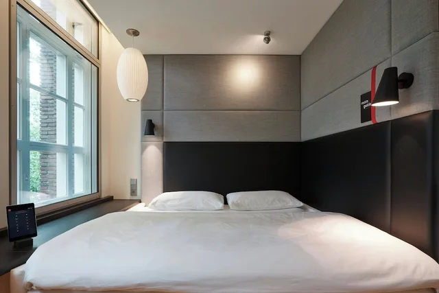 غرفة بسرير كينج في طابق مرتفع، Citizenm Amstel Amsterdam Hotel 2/10