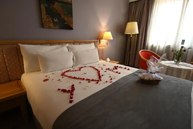 جناح سوبيريور بسرير كينج بإطلالة، Mercure Alger Aeroport 3/10