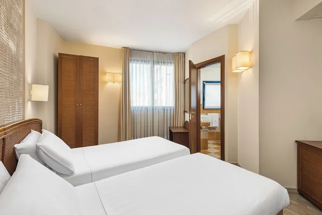 غرفة سوبيريور بسرير كوين، Welcome Hotel 2/10