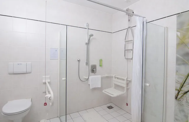 غرفة قياسية بسرير فردي، Holiday Inn Munchen Unterhaching 3/3