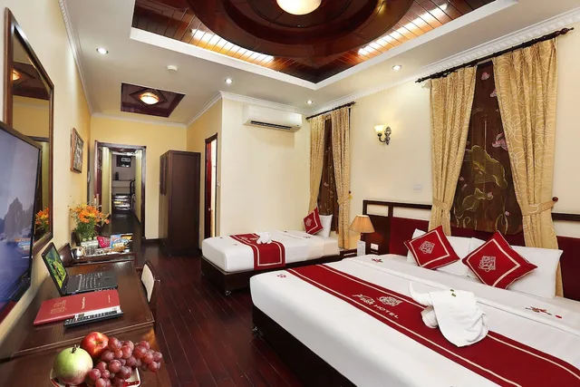 جناح عائلي بسرير كينج وسرير فردي بإطلالة على المدينة، Hanoi Posh Hotel 6/10