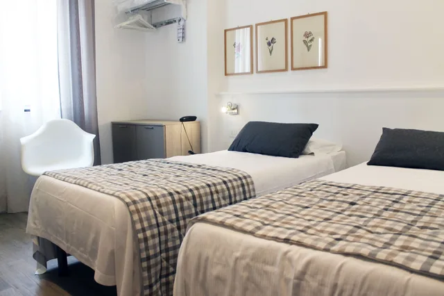 غرفة قياسية بسريرين منفصلين، Hotel Bernina 9/10