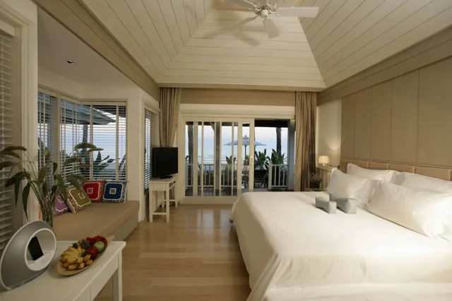Beach, Village, King Bed, Beach Front، Rest Detail Hotel 2/5