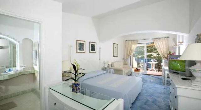 جناح بانورامي جونيور بإطلالة على البحر، Club Hotel Baja Sardinia 2/2