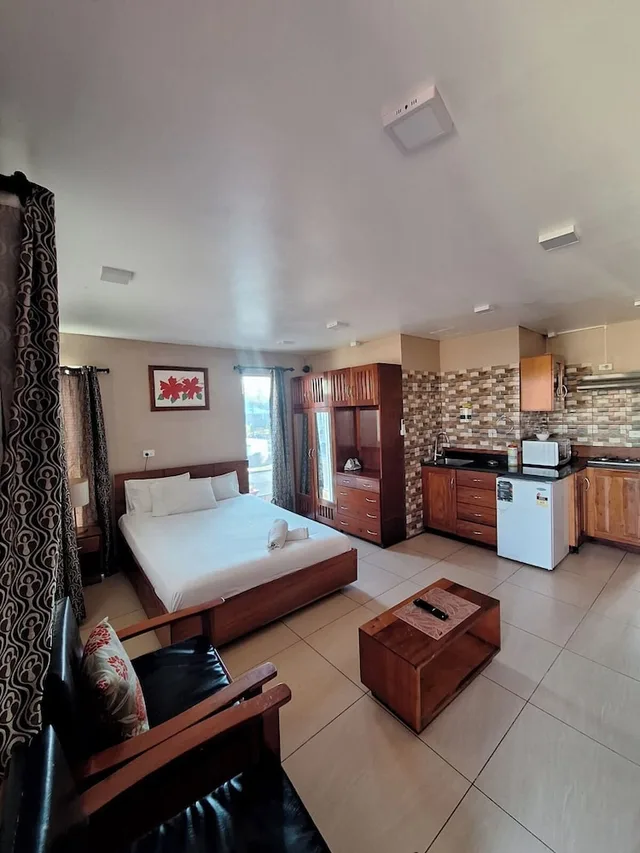 استوديو جونيور بسرير كوين، Al-Minhaj Service Apartments 4/9