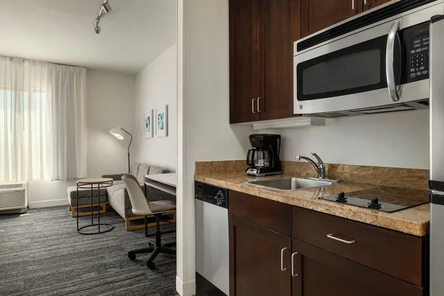 استوديو بسرير كوين، Towneplace Suites Dayton North 8/9
