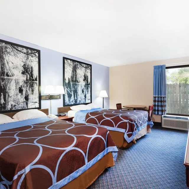 غرفة بسريرين مزدوجين، Super 8 By Wyndham Indianola 3/5