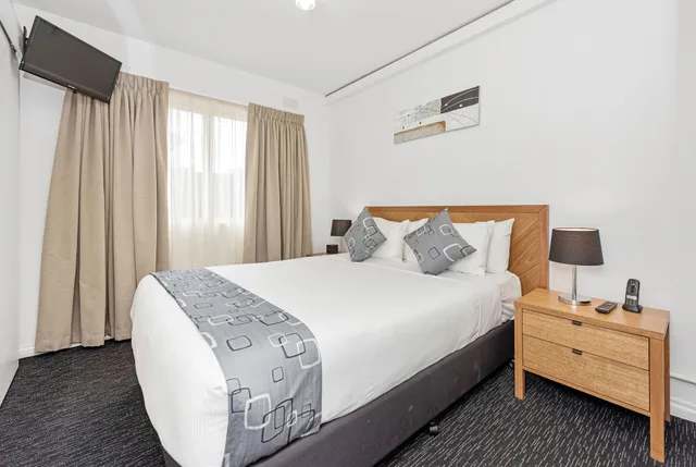 جناح تنفيذي بسرير كوين، Fawkner Suites Serviced Apartments 1/2