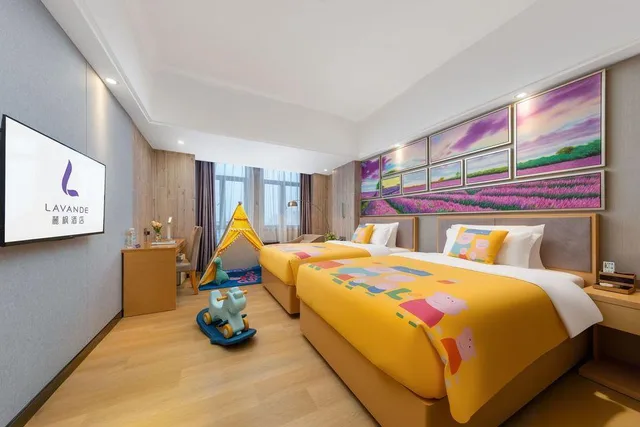 Leisure, 2 Double Beds، Lavande Hotels (Zhuhai Doumen Chengqu Huangyang) 1/1