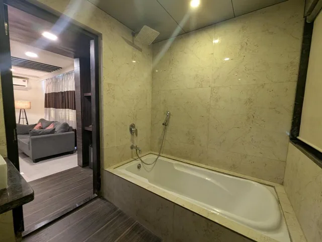 جناح ملكي بسرير مزدوج، Hotel Sai Residency Vasai 6/7