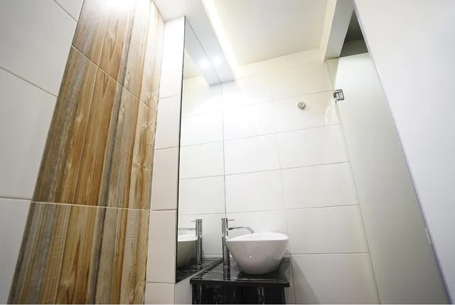 غرفة سوبيريور بسرير كوين، The Lively Hotel Kualanamu 5/5