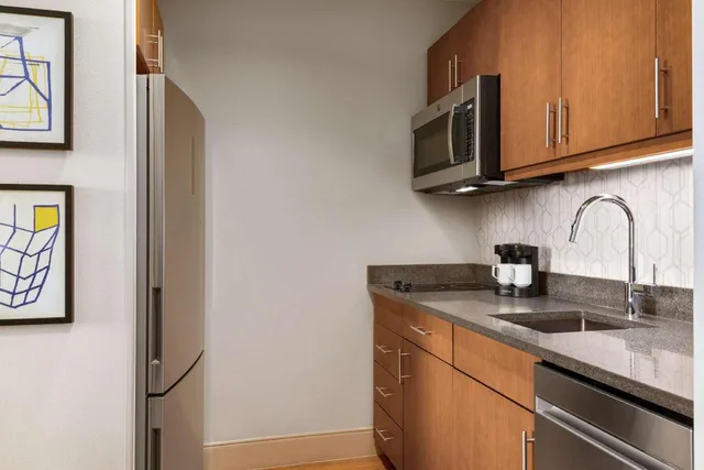 جناح بسريرين كوين مع أريكة لذوي الإعاقة، Homewood Suites By Hilton Wilmington Downtown 3/3