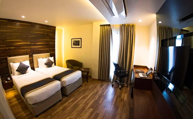 غرفة تنفيذية بسرير كينج، Hotel Connaught Royale 7/10