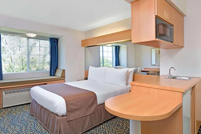 جناح بسرير كوين، Microtel Inn And Suites Morgan 1/1