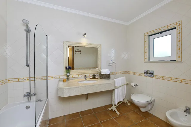 غرفة عائلية بسرير مزدوج وسريرين منفصلين، Hotel Rural Quinta do Marco 8/9