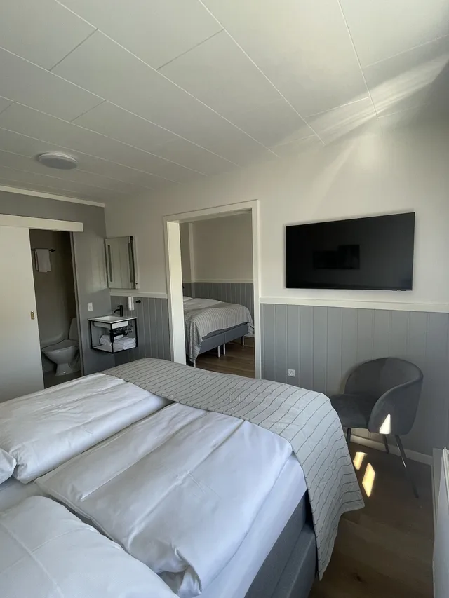 غرفة قياسية رباعية بسرير مزدوج مع أريكة، Herman Bang Bed And Breakfast 8/10