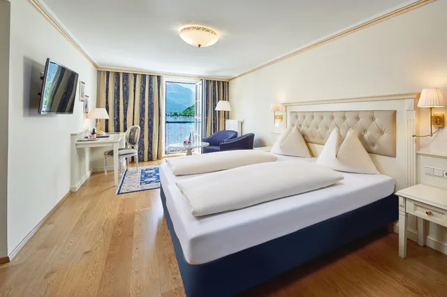 غرفة كومفورت بإطلالة على البحيرة، Grand Hotel Zell Am See 3/10