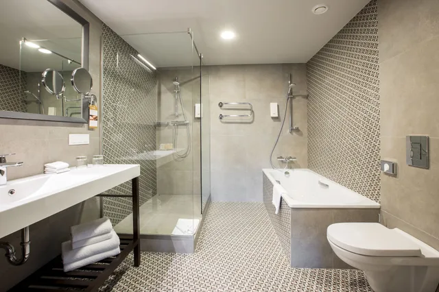 جناح بسرير كوين بغرفة نوم واحدة، Promenade Hotel 2/3