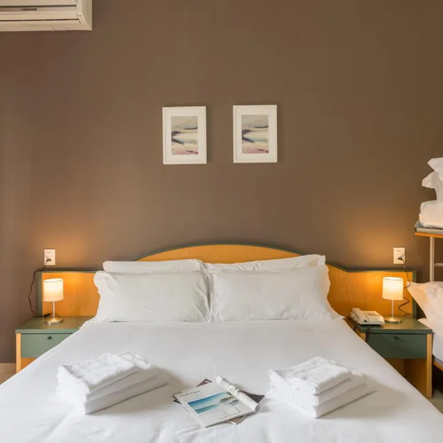 غرفة رباعية بشرفة، HOTEL SOLE 4/10