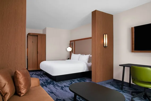 جناح بسرير كينج مع أريكة، Fairfield Inn & Suites by Marriott Lebanon near Expo Center 2/4