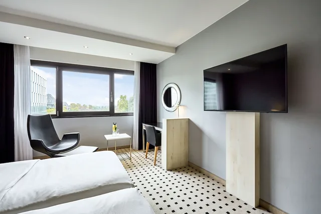 غرفة سوبيريور بسريرين منفصلين، Radisson Blu Conference Hotel, Dusseldorf 3/7