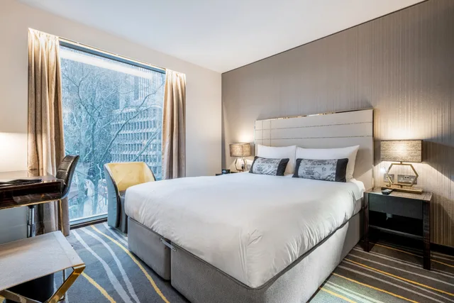 غرفة ديلوكس بسرير كينج، Leonardo Hotel London Aldgate 3/9