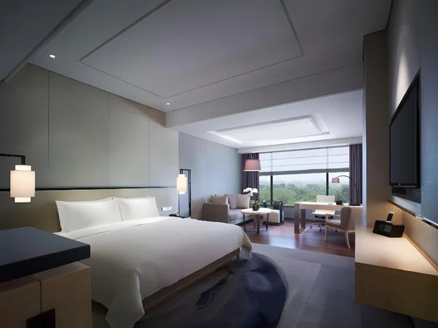 Deluxe, Single, Double or Twin Bed، New World Beijing Hotel 1/1