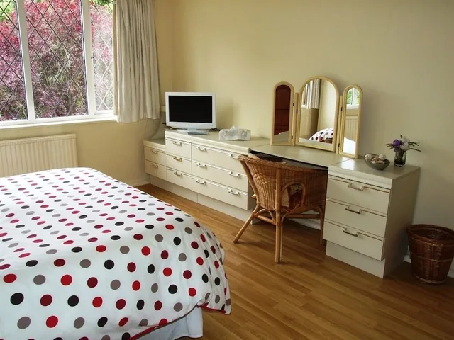 غرفة بسرير مزدوج بحمام مشترك، Gayton B&amp;B 6/7