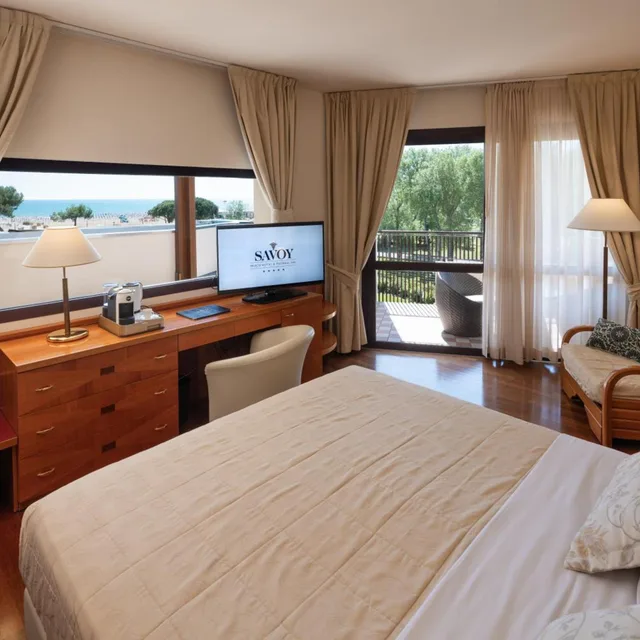 غرفة سوبيريور بسرير مزدوج أو سريرين منفصلين بإطلالة على البحر، Savoy Beach Hotel & Thermal Spa 1/4