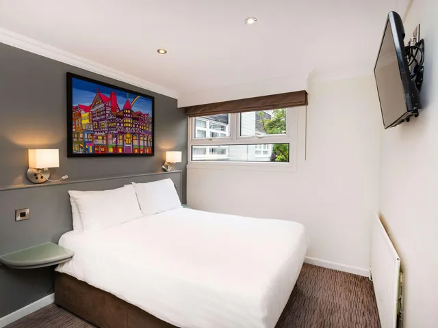 غرفة بسرير مزدوج، MERCURE CHESTER ABBOTS WELL HOTEL 1/5