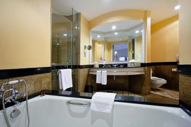 غرفة بسرير مزدوج أو سريرين منفصلين بإطلالة على البحر، The Magellan Sutera Resort 1/3