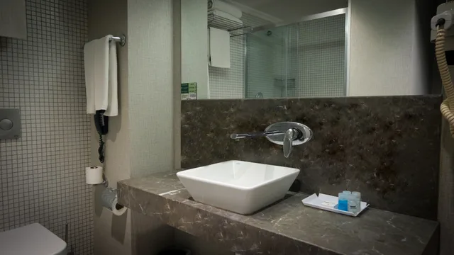 غرفة ديلوكس ركنية بسرير كينج، Kervansaray Bursa City Hotel 8/10