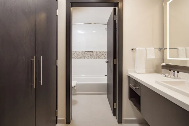 جناح استوديو بسرير فردي بمطبخ، Staybridge Suites Saltillo 2/2