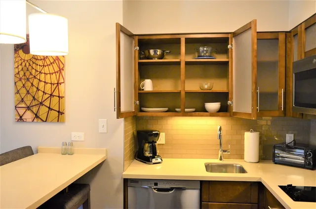 جناح استوديو بسرير كوين مع أريكة بمطبخ، Staybridge Suites Hillsboro South 7/7