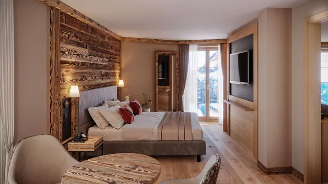 جناح ديلوكس بسرير كوين مع أريكة، Hotel Excelsior Planet 2/9
