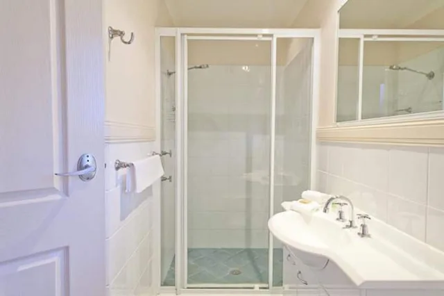 غرفة بسرير كوين بإطلالة على الحديقة بغرفة نوم واحدة، Aqualuna Beach Resort 4/8