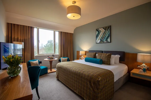 غرفة كلاسيكية بسرير كينج، Fota Island Hotel And Spa 2/9