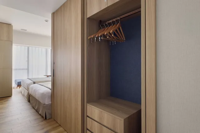 Superior, 2 Double Beds, Ocean Front, Sofa، Grand Monday Resort Tokyo Bay Maihama 9/9