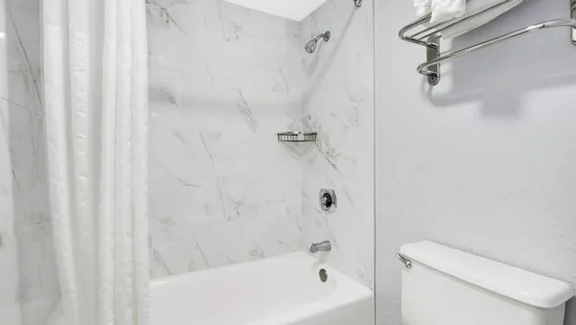 غرفة قياسية بسريرين كوين، Home 1 Suites Extended Stay - Kissimmee 2/2