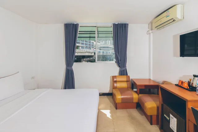 غرفة قياسية بسريرين منفصلين، Atlas Bangkok Hotel 2/6
