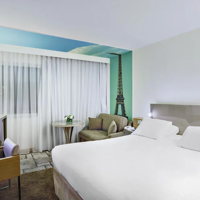 غرفة قياسية بسرير مزدوج مع أريكة، Mercure Paris Vaugirard Porte de Versailles 1/9