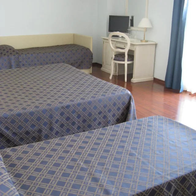 غرفة رباعية، International Hotel Iseo 1/9