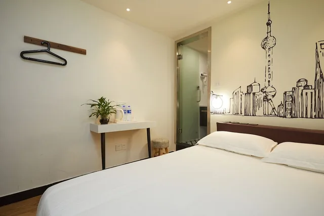 Standard, Double Bed, No Window, Shanghai Meego Youth Hostel 1/7