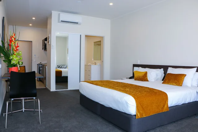 Studio, King Bed, Quest Whangarei 1/4