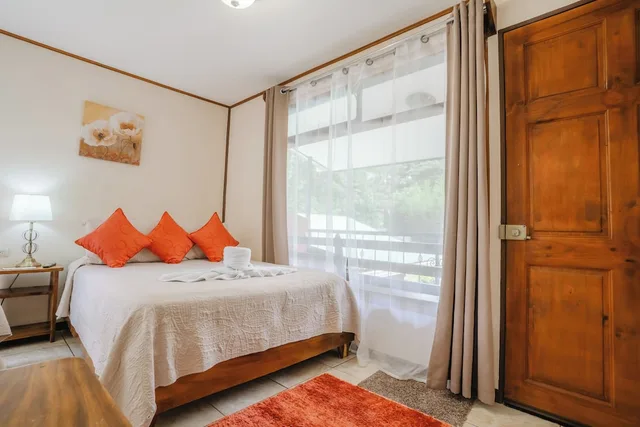 Standard, Triple, 1 Double and 1 Single Bed, Dreams Lodge Monteverde 4/10