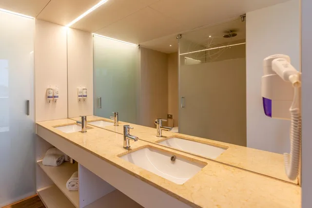جناح سوبيريور، SEA PORTO HOTEL 7/10