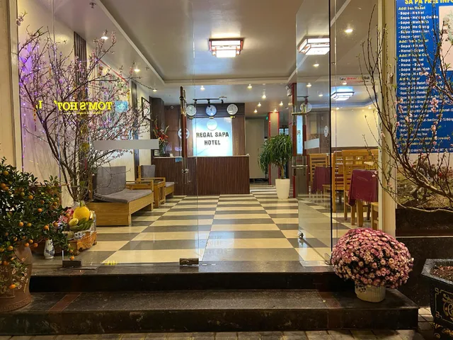 غرفة ديلوكس رباعية بسريرين كوين، Sapa Snow Hotel 1/1